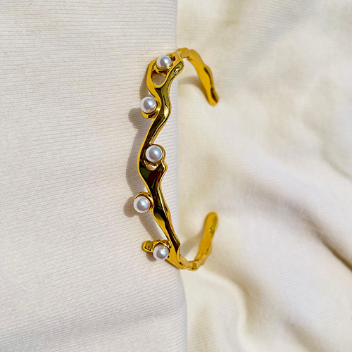 IMG-Shop-by-Categories_0001_Bracelets